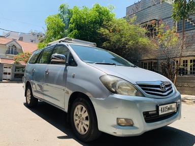 Toyota Innova 2.5V Single Owner Showroom Maintained Condition