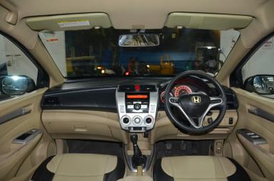 Honda City VMT i-VTEC 2011 Model In Showroom Condition